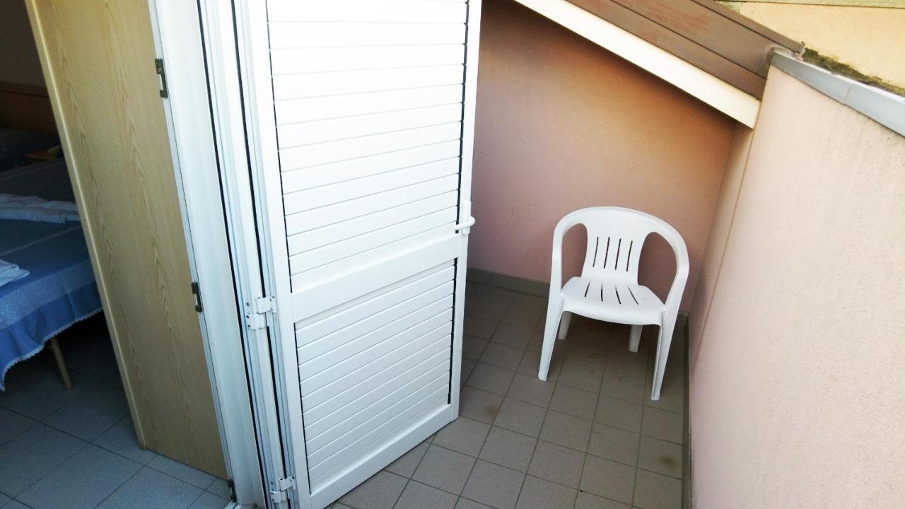 Hotel Berlino Cattolica Exterior photo