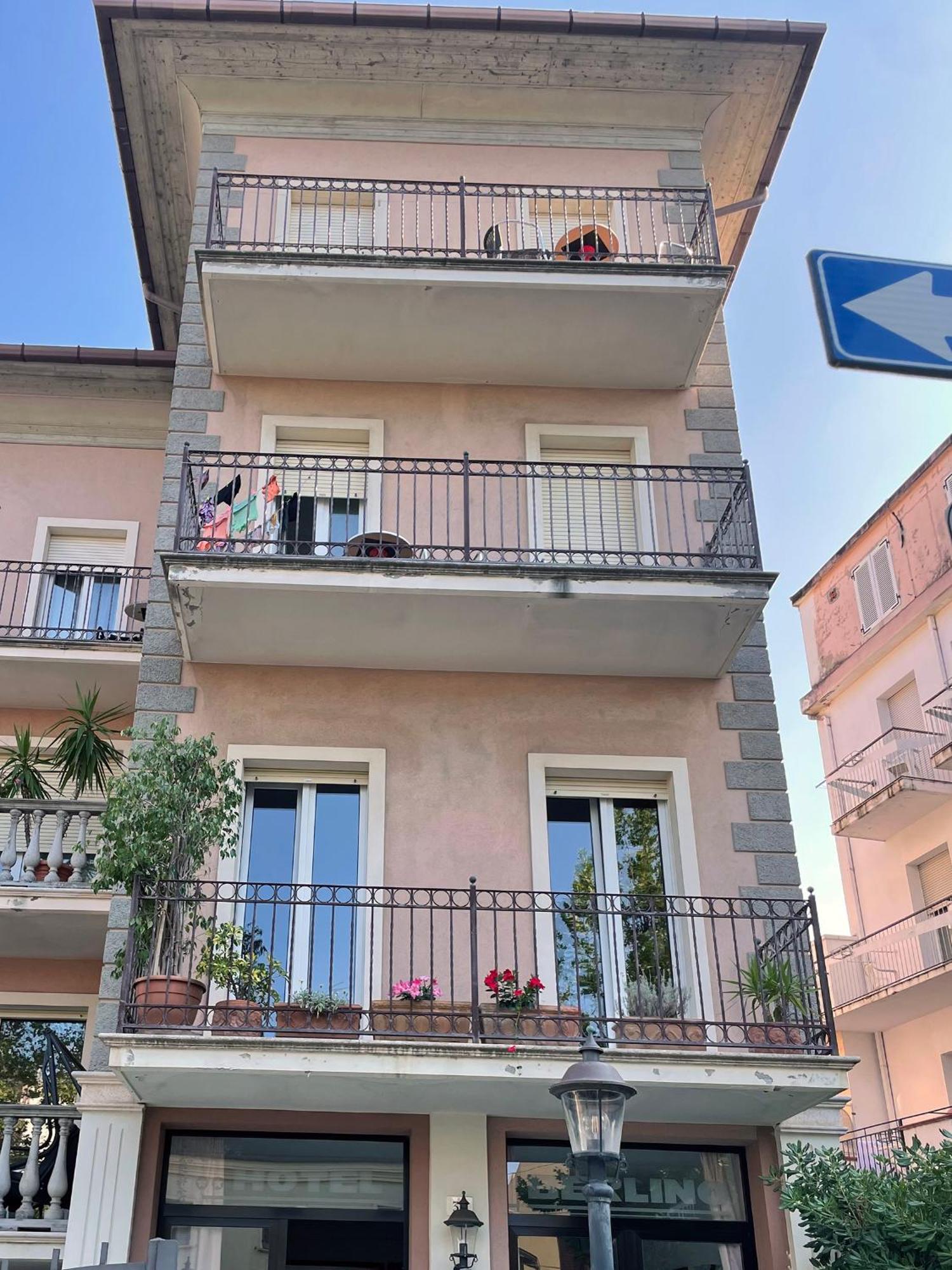 Hotel Berlino Cattolica Exterior photo